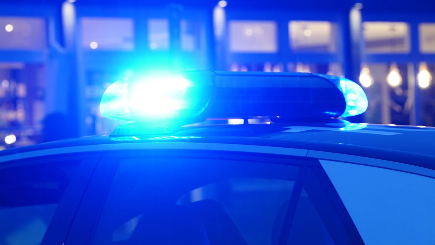 Notfälle: Polizei an Eisenacher Schule nach Drohanruf