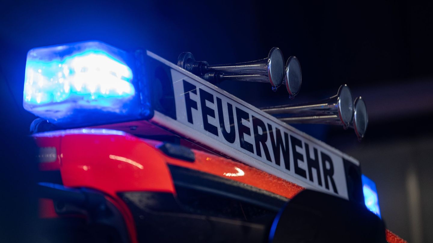 Brände: Brand in Mehrfamilienhaus – sieben Menschen verletzt