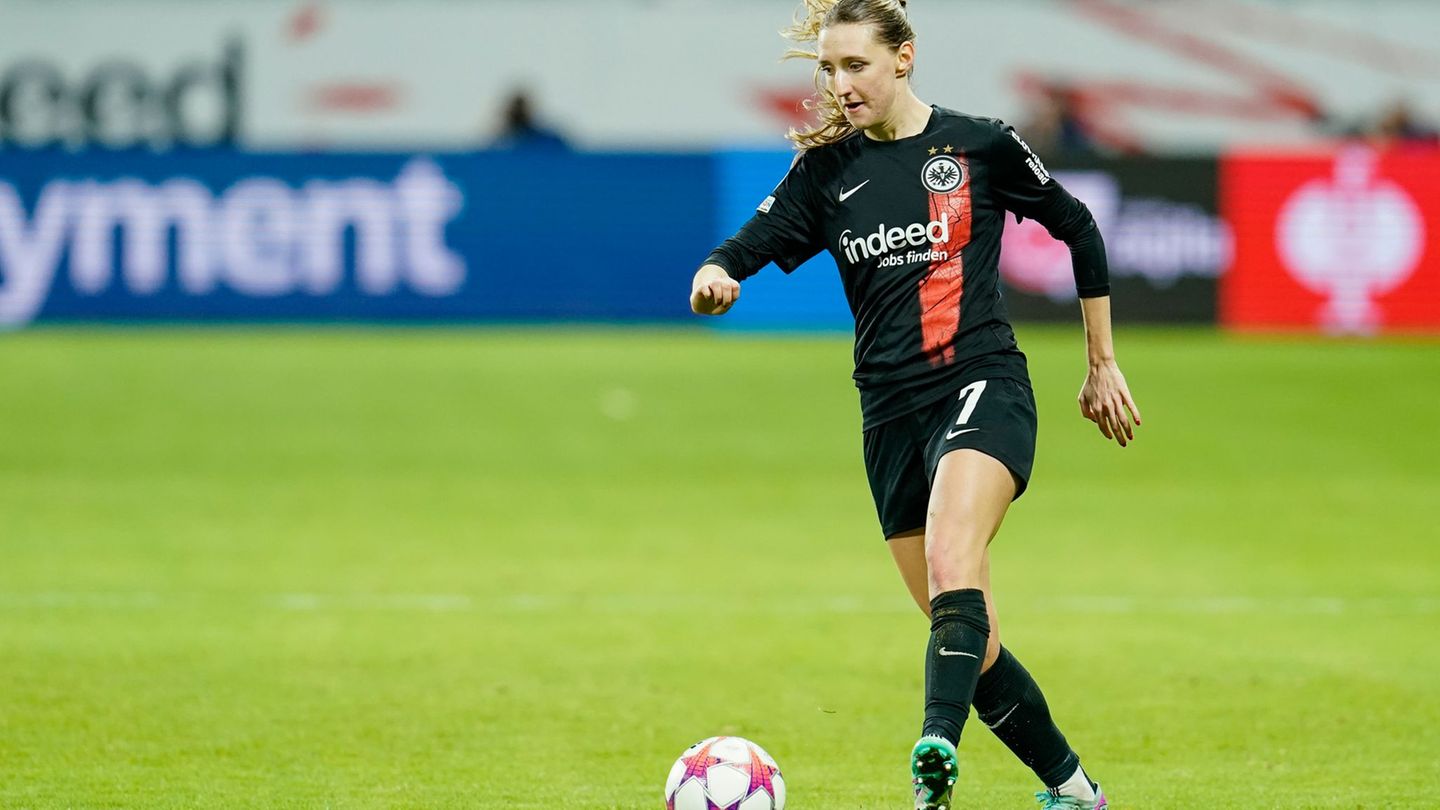 Frauen-Bundesliga: Eintracht-Frauen erobern vorübergehend Tabellenführung