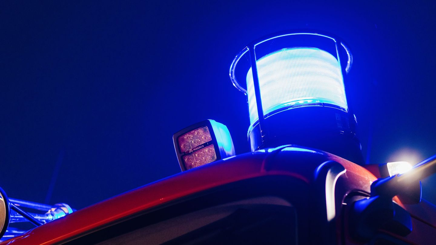 Landkreis Tuttlingen: Feuer in Werkstatthalle verursacht hohen Schaden