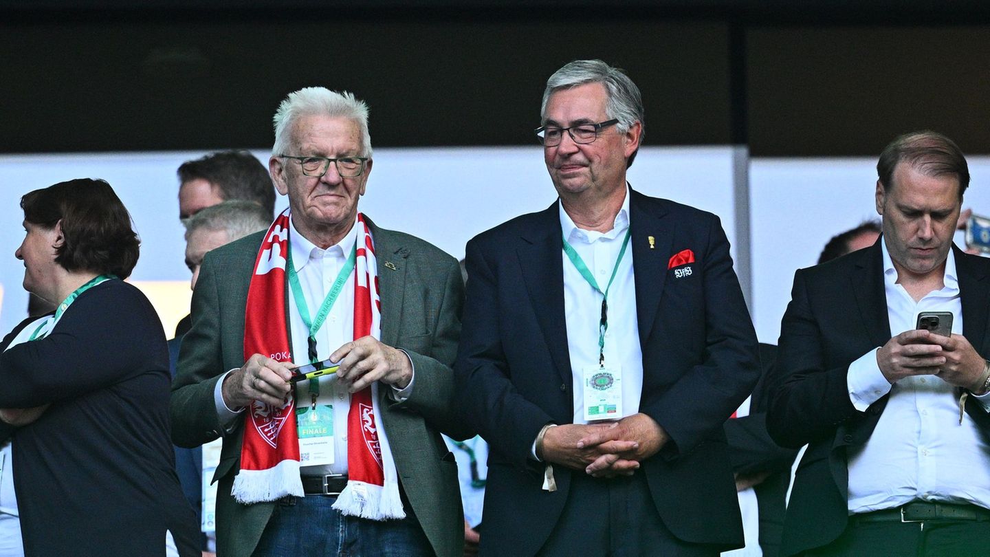 Kritik nach Pokalfinale: Kretschmann findet Pyrotechnik „völlig sinnfrei“