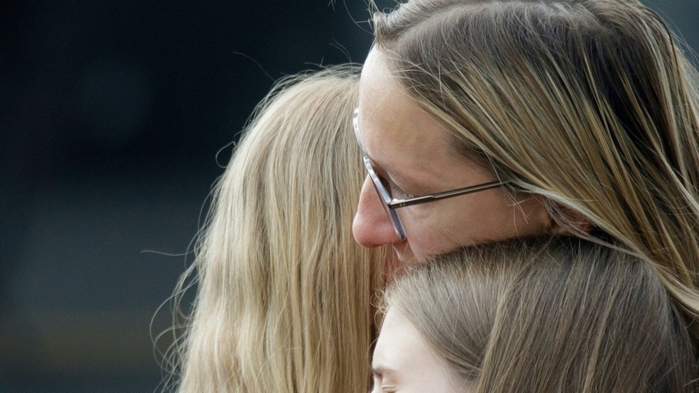 Landesweite Trauer in Österreich nach Amoklauf an Grazer Schule