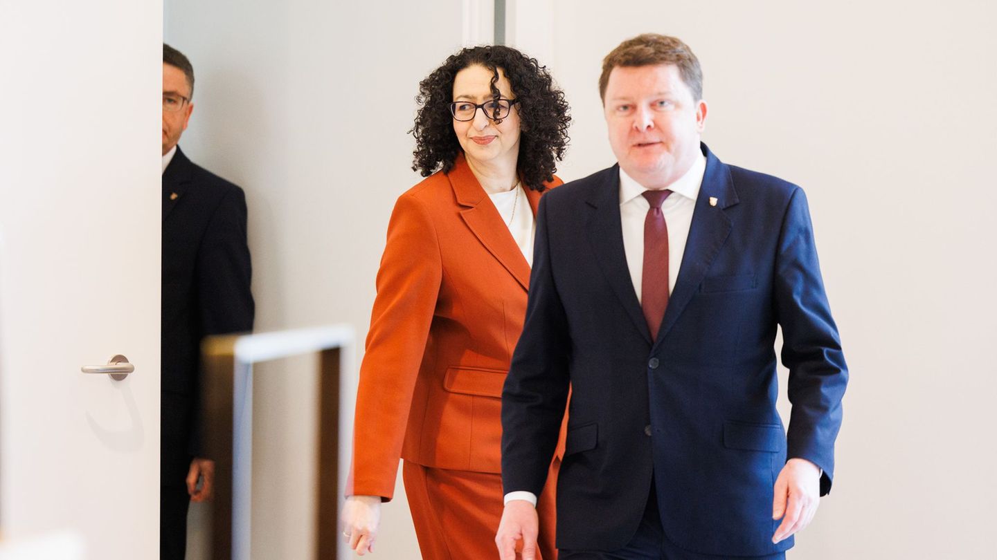 Landtag: Ministerium befürchtete Rechtsstreit mit Ex-Staatssekretärin