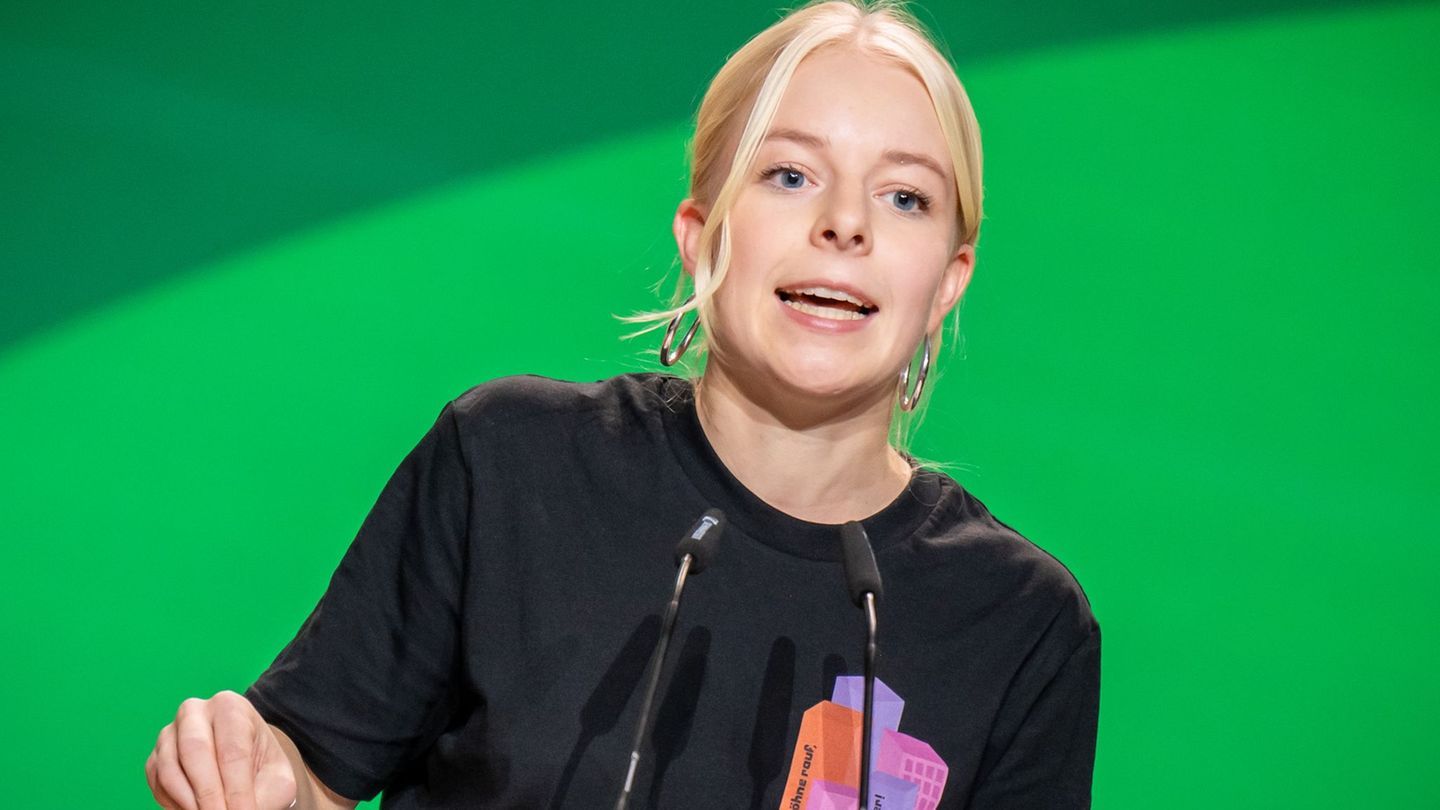 Meinung : Nietzards Hoodie war dumm, ja. Klöckners Drohung ist trotzdem drüber