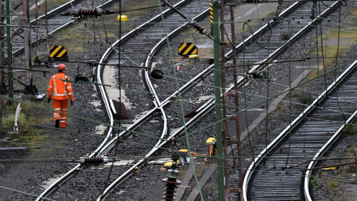Staatsschutz übernimmt Ermittlungen zu Brand an Güterbahnstrecke in Sachsen-Anhalt