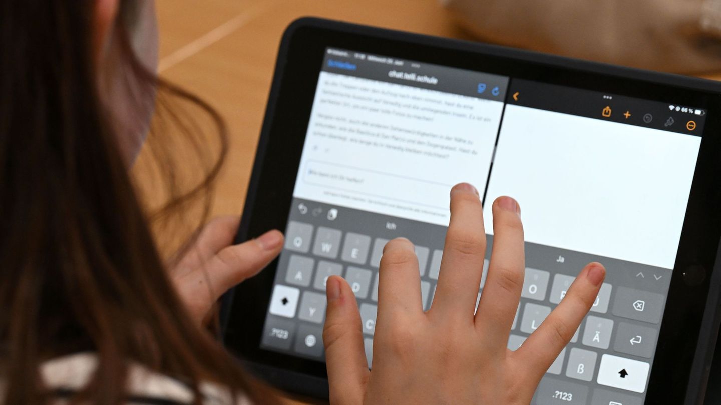 Künstliche Intelligenz: KI-Chatbot soll an Schulen eingeführt werden